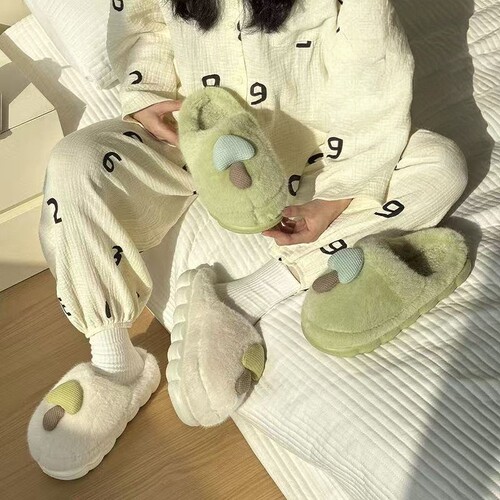秋冬保暖卡通包头拖鞋