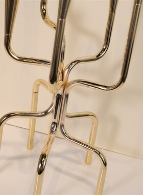 现代极简多头烛台金属电镀w摆件轻奢样板房售楼处酒店餐桌装饰品