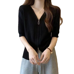 大码薄款冰丝拉链款短袖针织女夏季胖mm遮肚子显瘦v领正肩t恤上衣