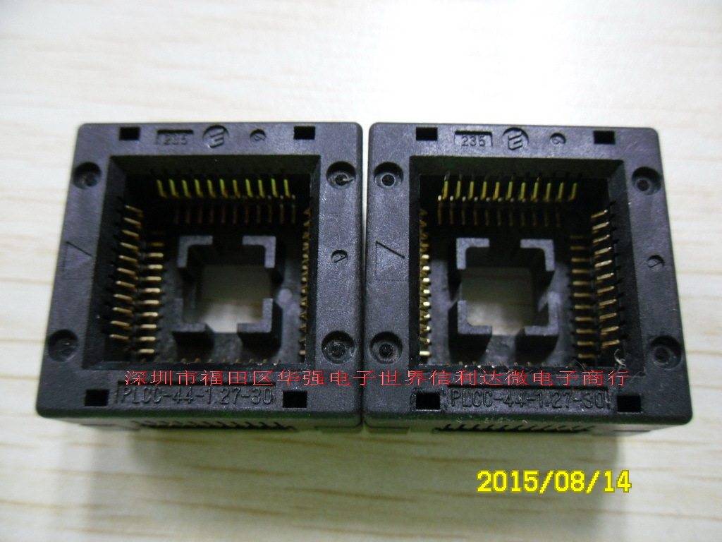 IC烧录座PLCC-44 PLCC-44-1.27-30 压式不弹跳测试座