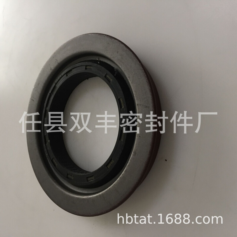 厂家促销美系卡车差速器油封OE;A1205N2588汽车油封.质量保证。