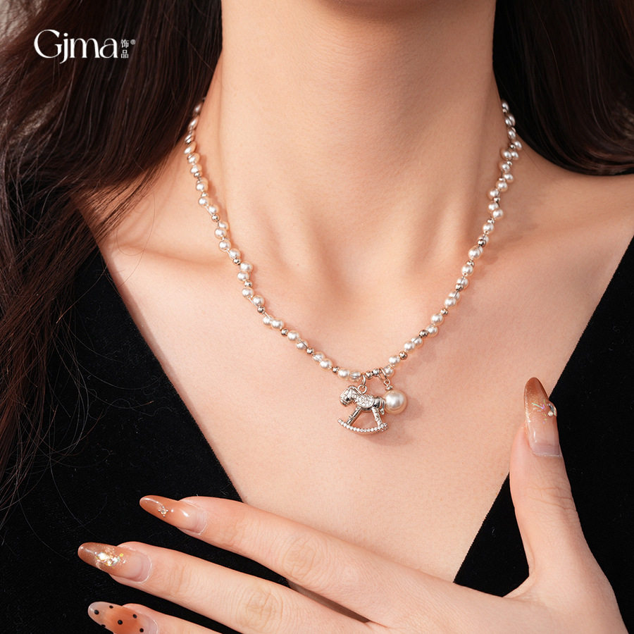 复古锆石小马吊坠珍珠项链轻奢高级感小众锁骨链精致时尚百搭项饰,饰品/流行首饰/时尚饰品新,项链,淘宝优惠券,粉丝福利购,淘宝优惠卷