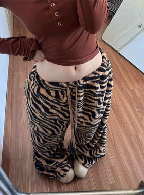 冬季新款虎纹加绒阔腿裤女高腰宽松设计感休闲裤美式辣妹