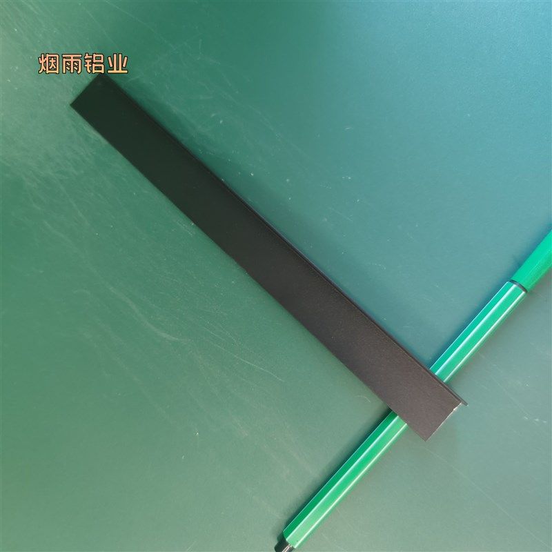 极速黑色角铝20101mm等边L型铝合金型材O直角90度角码三角包