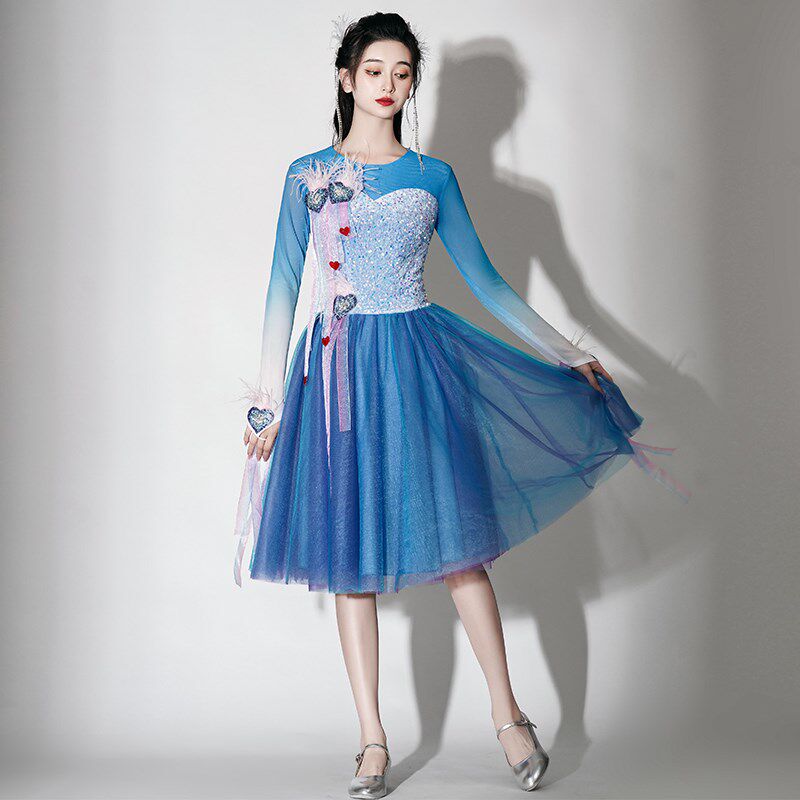 新品现代舞蹈服装青春时尚合唱演出服女成人歌伴舞U连衣裙开场舞
