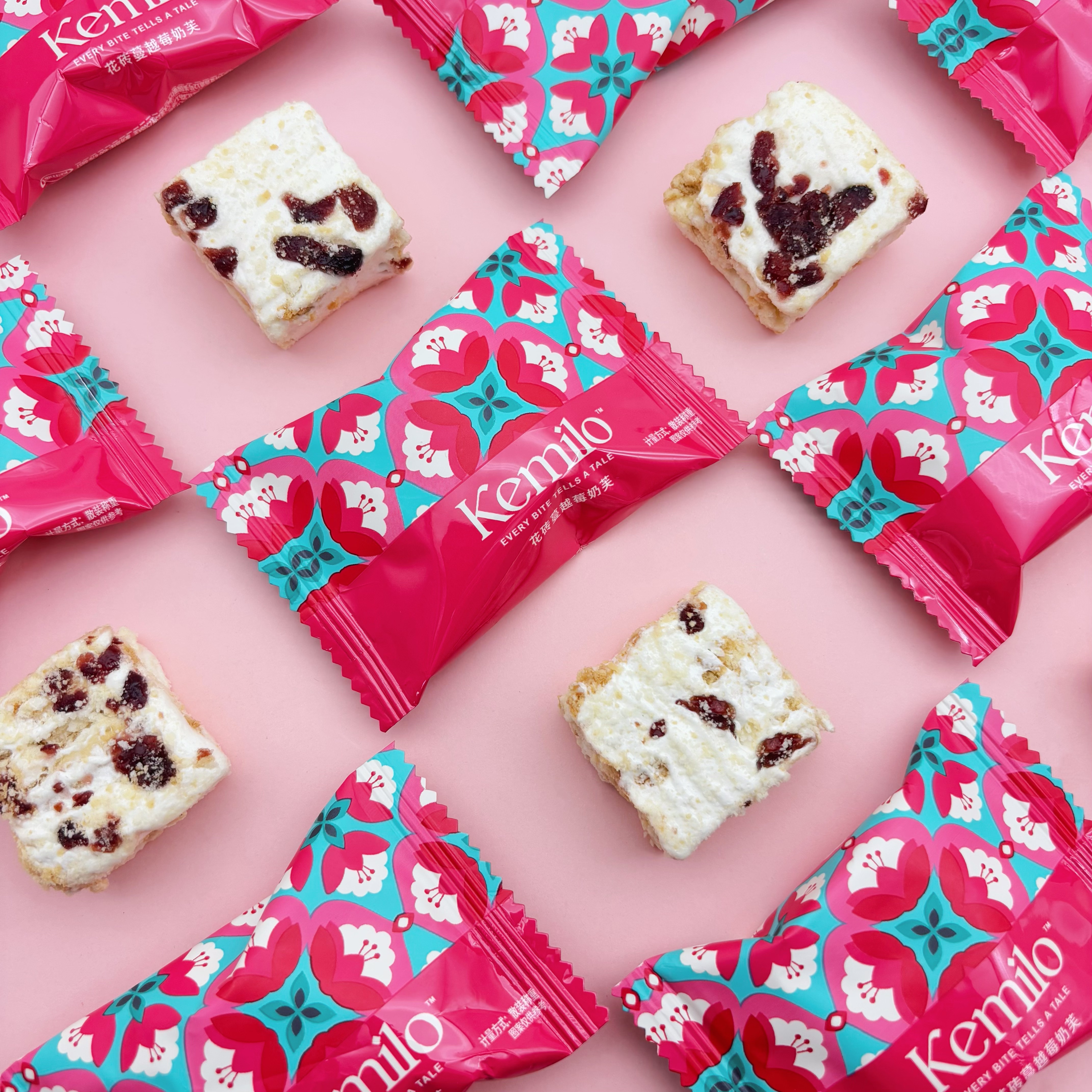 KEMILO花砖蔓越莓奶芙雪花酥