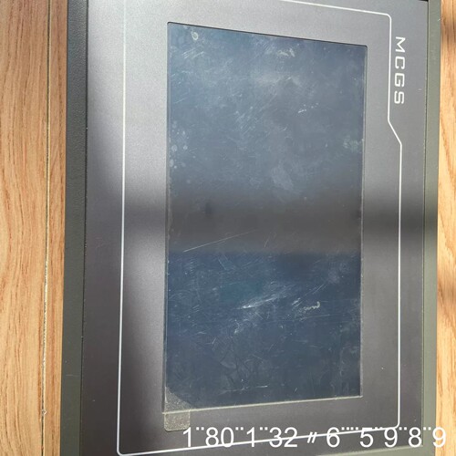备件MCGS昆仑通态触摸屏TPC7062KX，99新