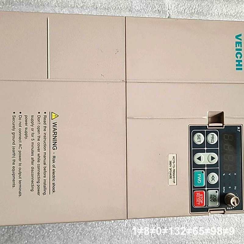 AC70-T3-7R5G/011P 伟创变频器 成色好 7.议价图片