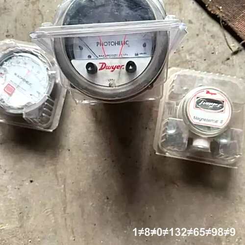 德威尔A3000差压开关，0-60Mpa压力表，未议价