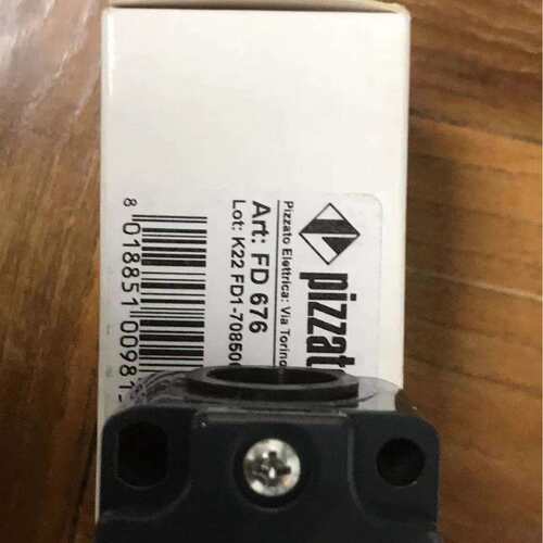 优势供应原装Pizzato皮扎托拉绳开关系列FD2093 FD1878现货