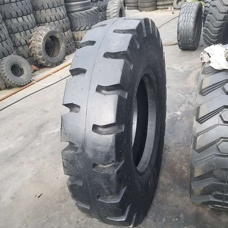 1200-24港口正面吊车轮胎IND-4花纹尼龙成套工程机械轮胎