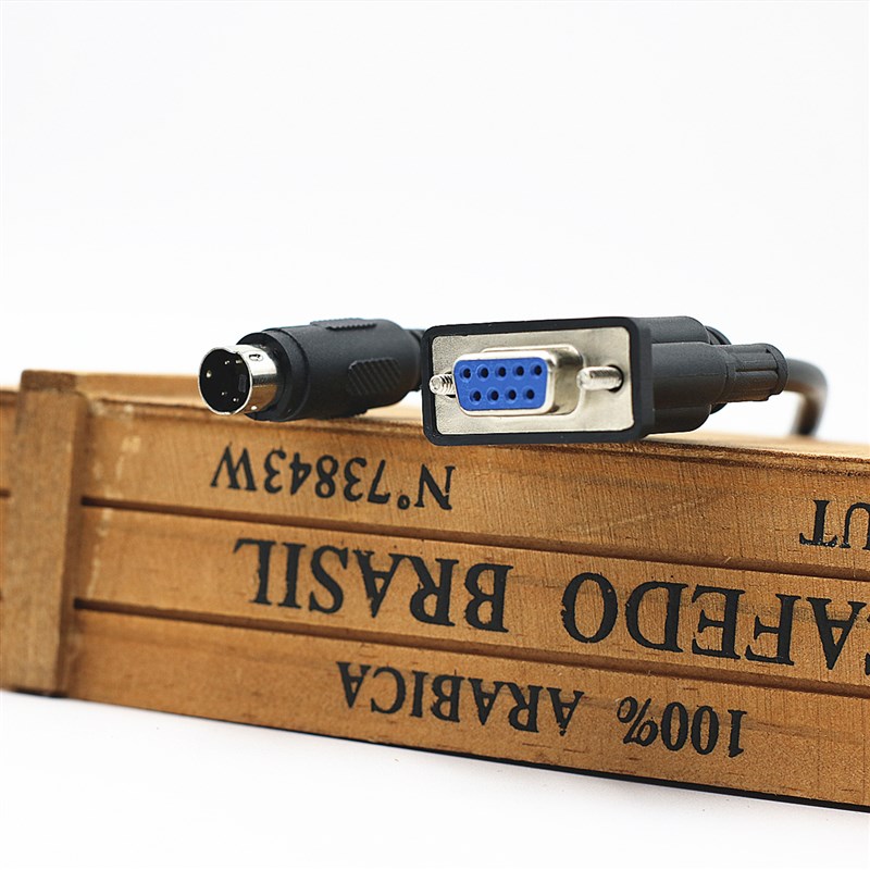 XINJE信捷文i本/触摸屏连永宏PLC通讯线圆头4针转COM DB9孔RS232