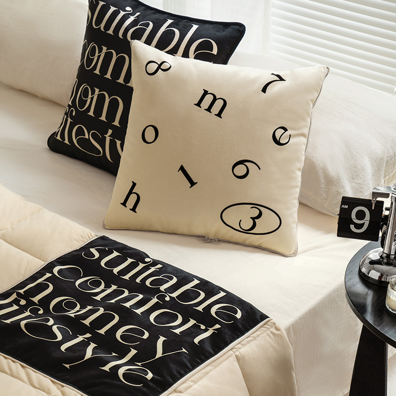 HOUOH黑白简约l抱枕被子两用现代轻奢枕头毯子二合一沙发牀头午睡