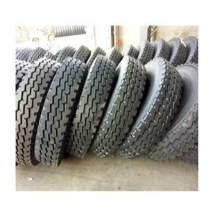 825R20矿山花纹n卡车工程载重轮胎 厂家销售825r20 三保质量