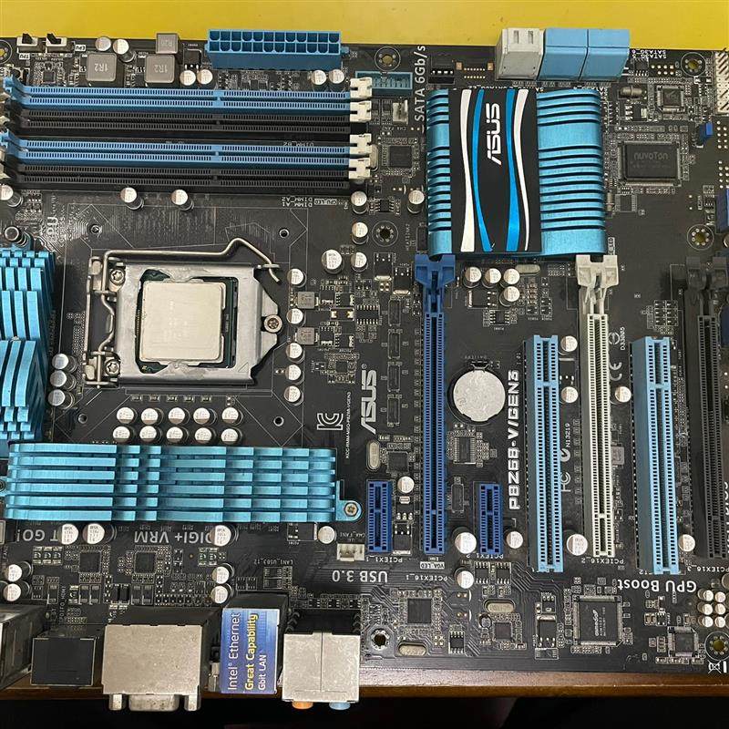 【议价】自用一手华硕p8z68-v/gen3 1155针豪华大板