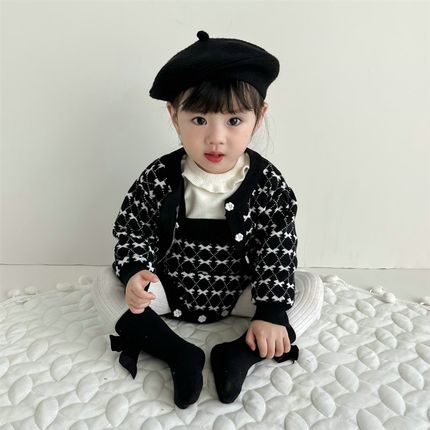 秋冬装网红婴幼儿童套装女宝宝婴儿黑色针织外套P开衫抱婴袋哈衣