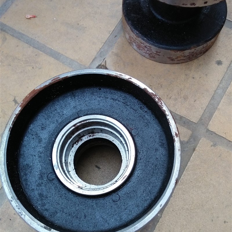 福田雷沃重d工福田RG35 40收割机行走底盘配件驱动轮支重轮导向轮