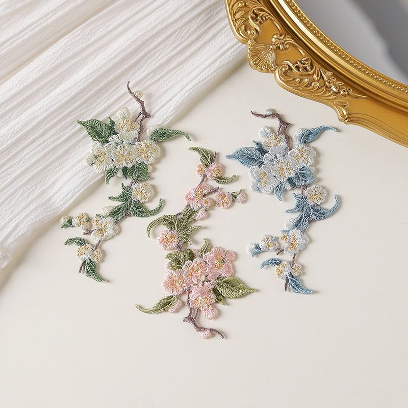 故宫梨花刺绣贴背胶熨烫布贴汉服旗袍辅料衣服装饰绣片补丁画
