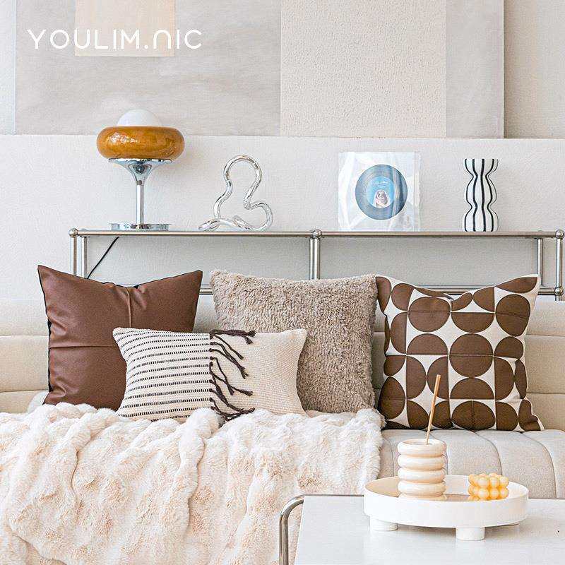 现代轻奢意式沙发抱枕客厅咖色棕色pu皮靠枕民宿软装靠垫流苏腰枕,鲜花速递/花卉仿真/绿植园艺,割草机/草坪机,淘宝优惠券,粉丝福利购,淘宝优惠卷