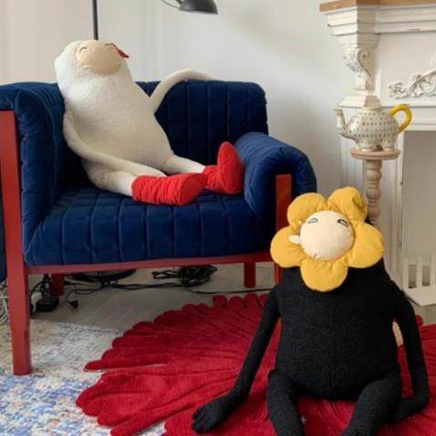 简约现代实木休闲椅创意单人沙发椅北欧小户型家用客厅布艺沙发椅