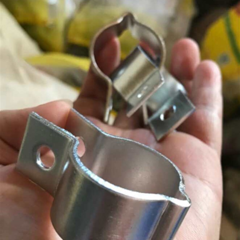 接地卡 c管夹管卡接地管夹加厚管夹加厚接地卡大小规格都有