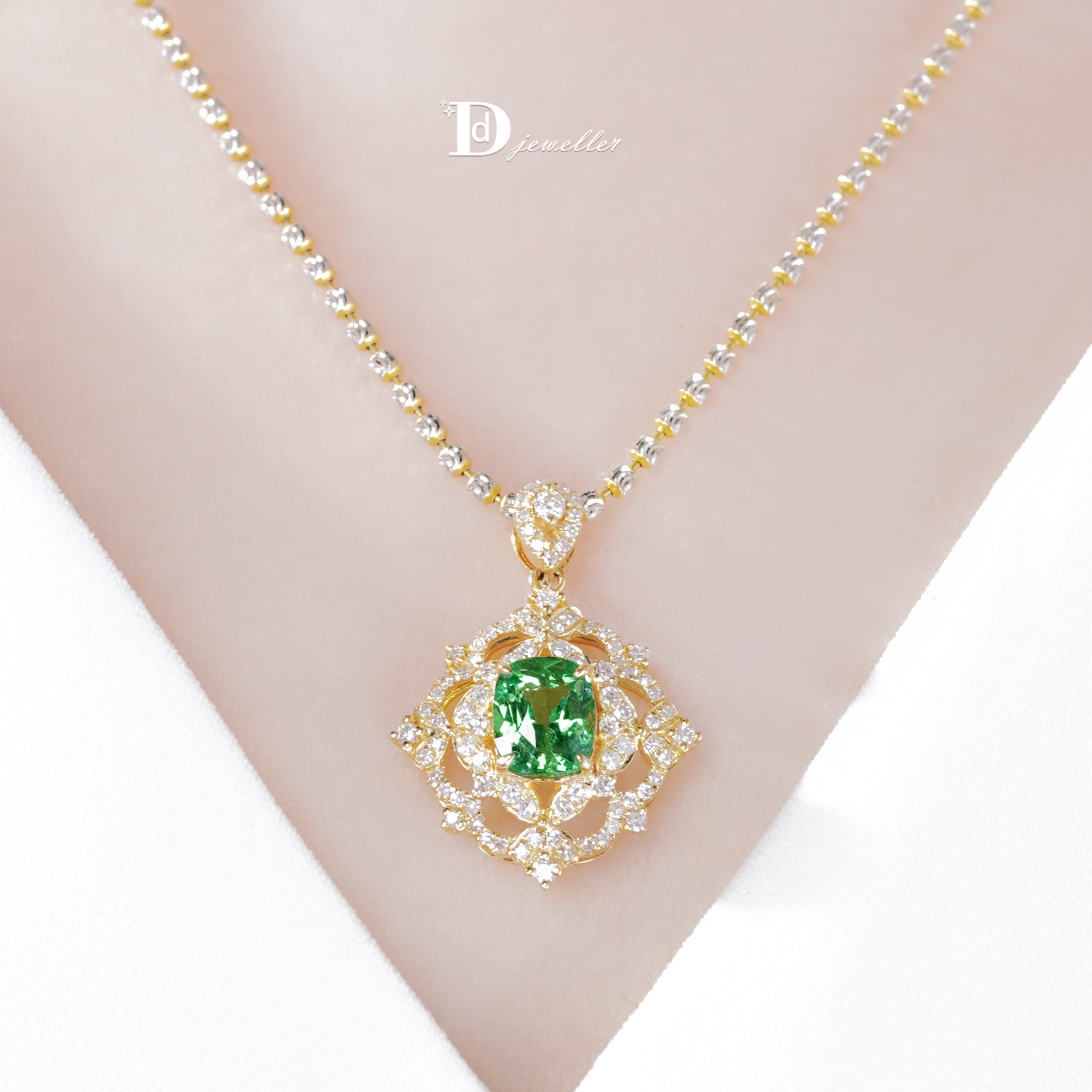 18k金沙弗莱挂坠女颈饰