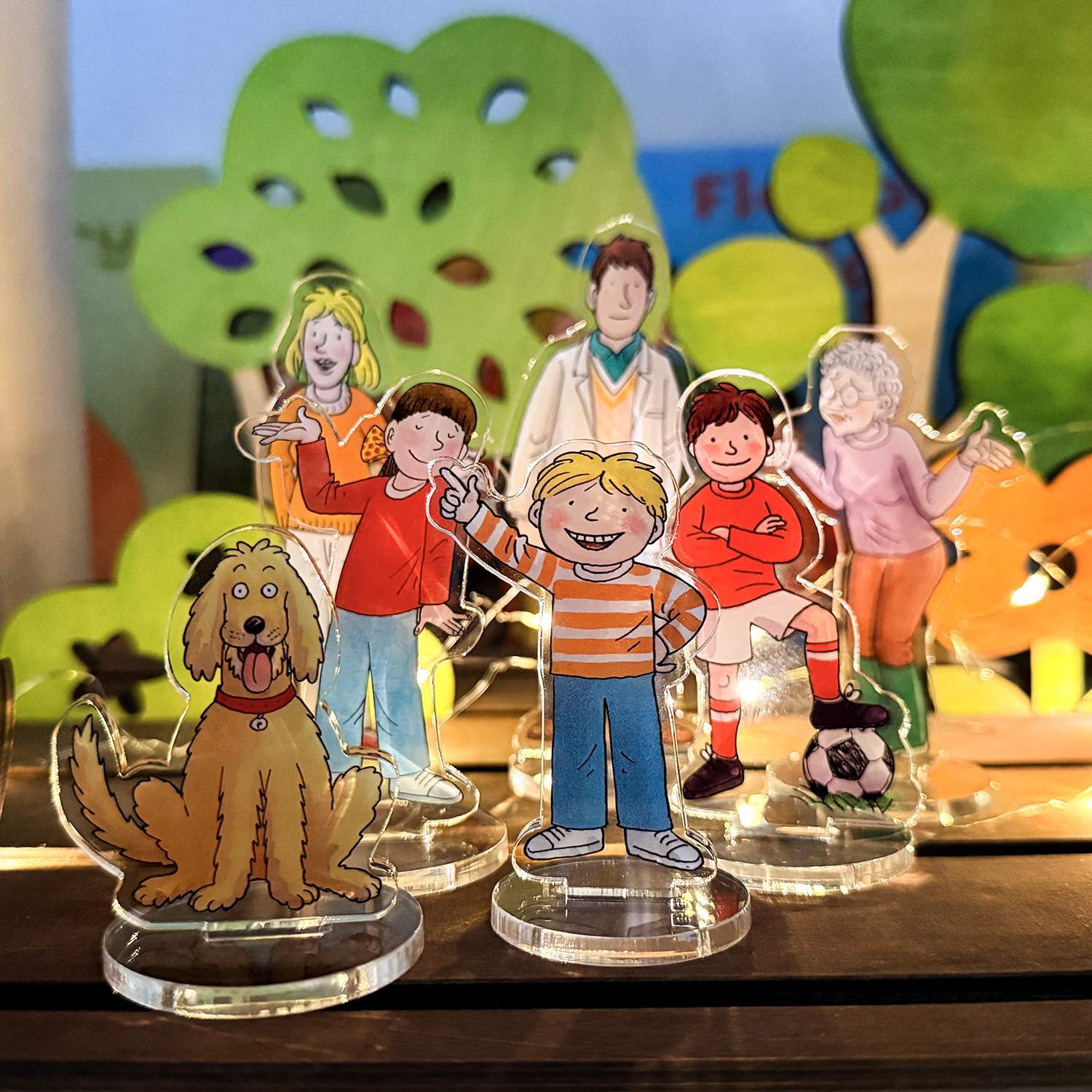 牛津树卡通人物道具Kipper一家人亚克力立牌教具英语场景卡片头像