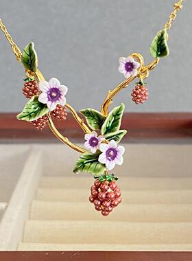 手工珐琅可爱仓鼠珍珠黑莓花朵花枝鼠项链胸针女时尚高级感饰品