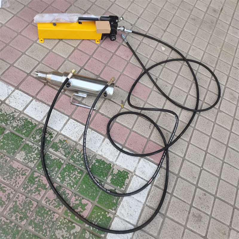 张拉退锚千斤顶25吨前卡穿心千斤顶预应力千斤顶前卡式千斤顶锚具