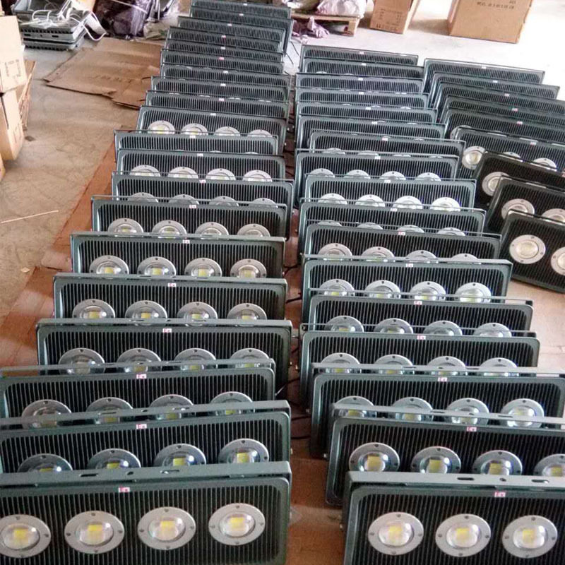 防爆LED灯厂家直销优质铝合金外壳160W-300W防爆灯加厚壳体