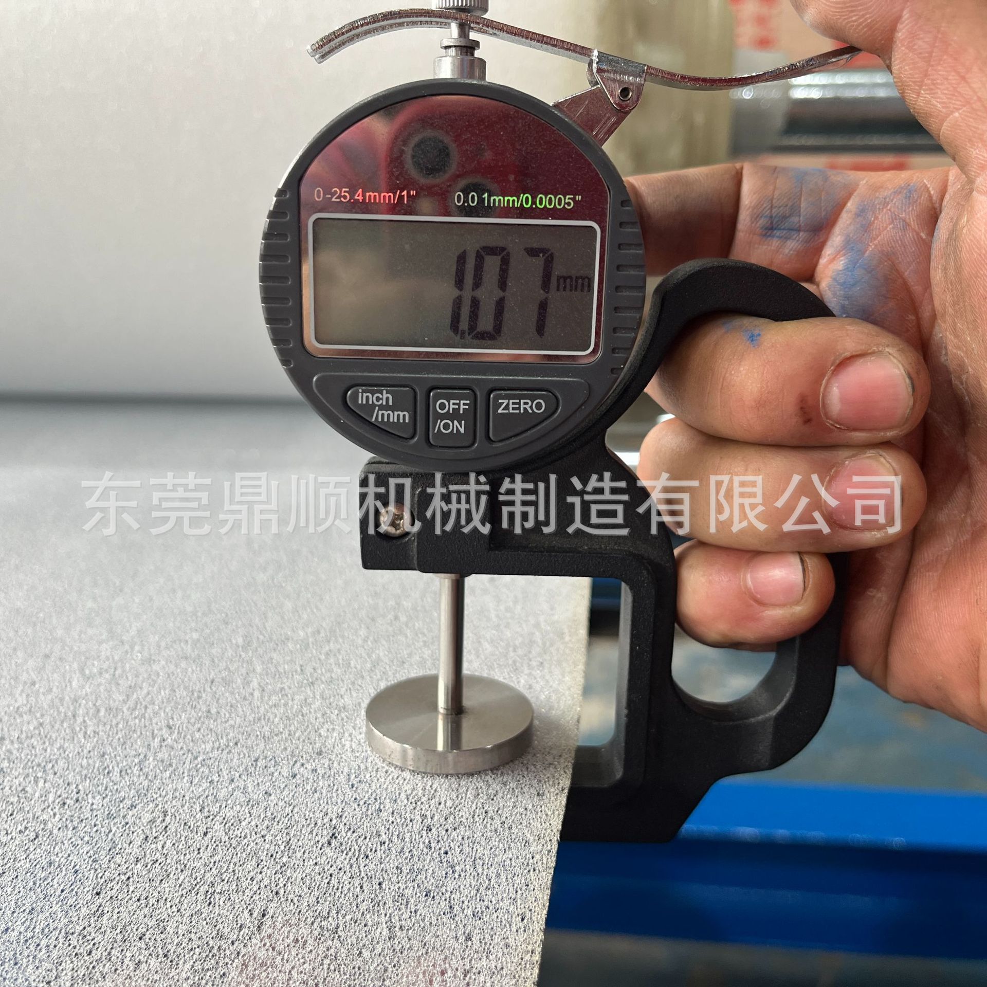 鼎顺海绵圆切机 全自动数控款 泡绵机械 复合卷材海棉 汽车棉