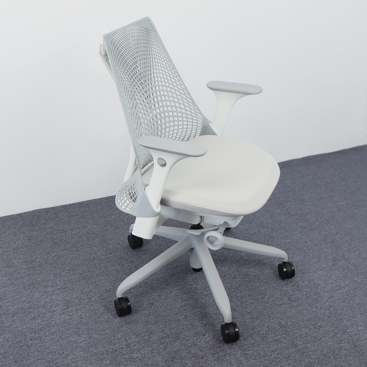 赫曼米勒sayl人体工学椅家用护腰电脑椅学习椅办公椅hermanmiller