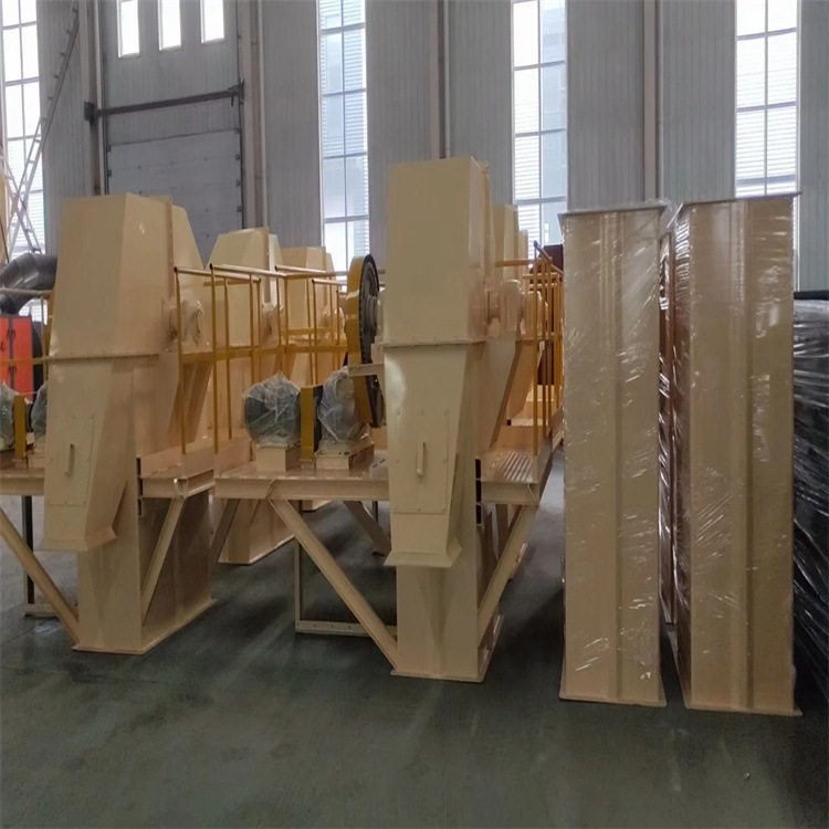 全封闭斗式提升机单双链条斗提机垂直式斗式提升机噪音低输送量大