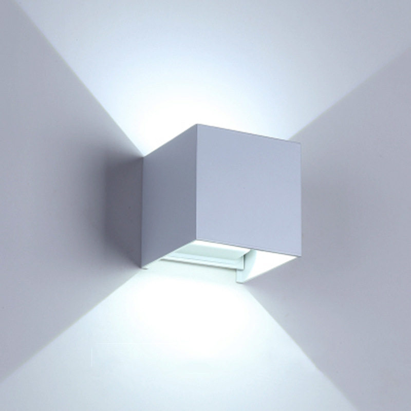 LED四叶防水户外铝材壁灯