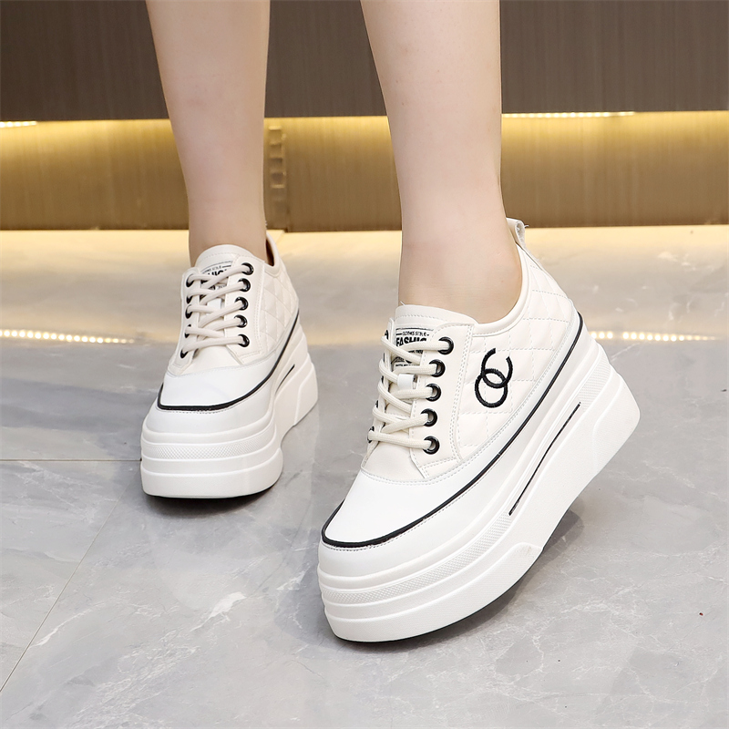 内增高女鞋10cm小个子增高鞋2022春秋新款松糕厚底小白V鞋小码333