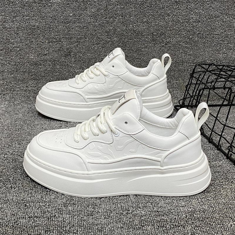 男鞋2025新款小白鞋韩版潮流白色板鞋简约百搭透气学生低帮休闲鞋