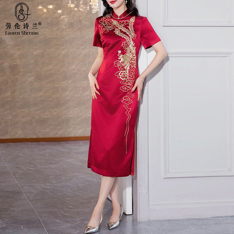 2025春季新款结婚礼妈妈装连衣裙年轻款高贵喜婆婆婚宴会礼服旗袍