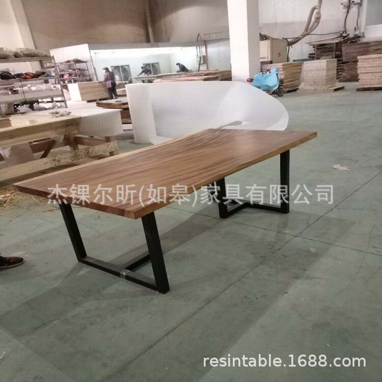 跨境复古实木餐桌自然边原木大板桌家用餐厅桌子外加长凳桌饭桌