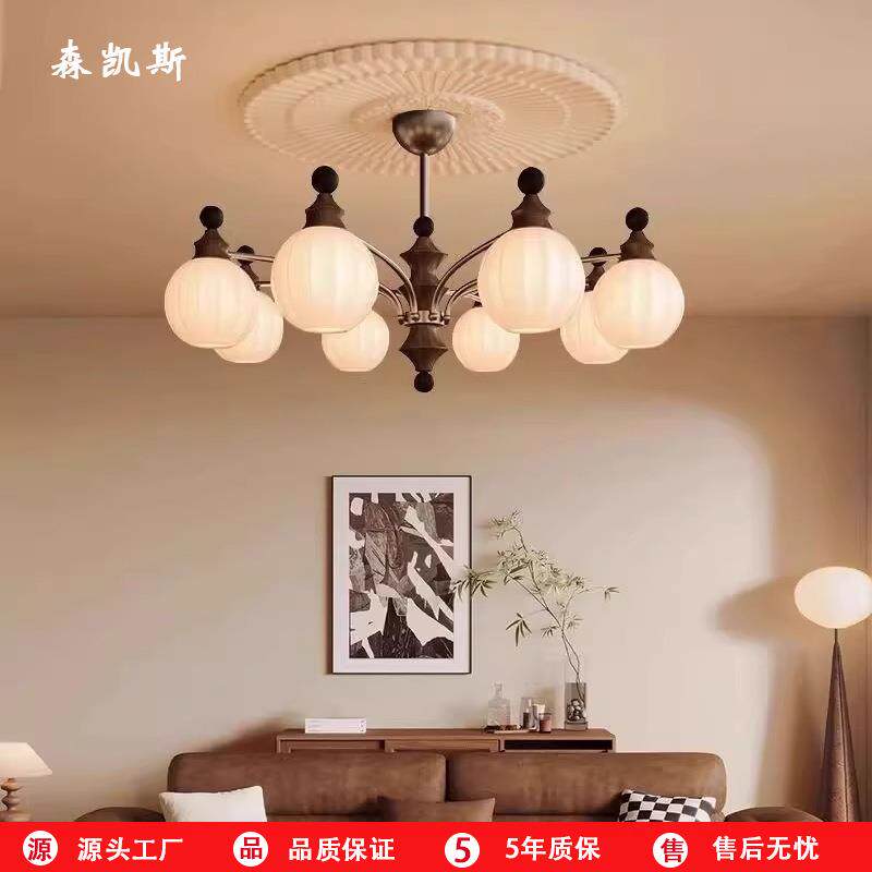 法式中古风客厅吊灯复古胡桃木灯笼餐厅灯饰高级感设计师卧室灯具
