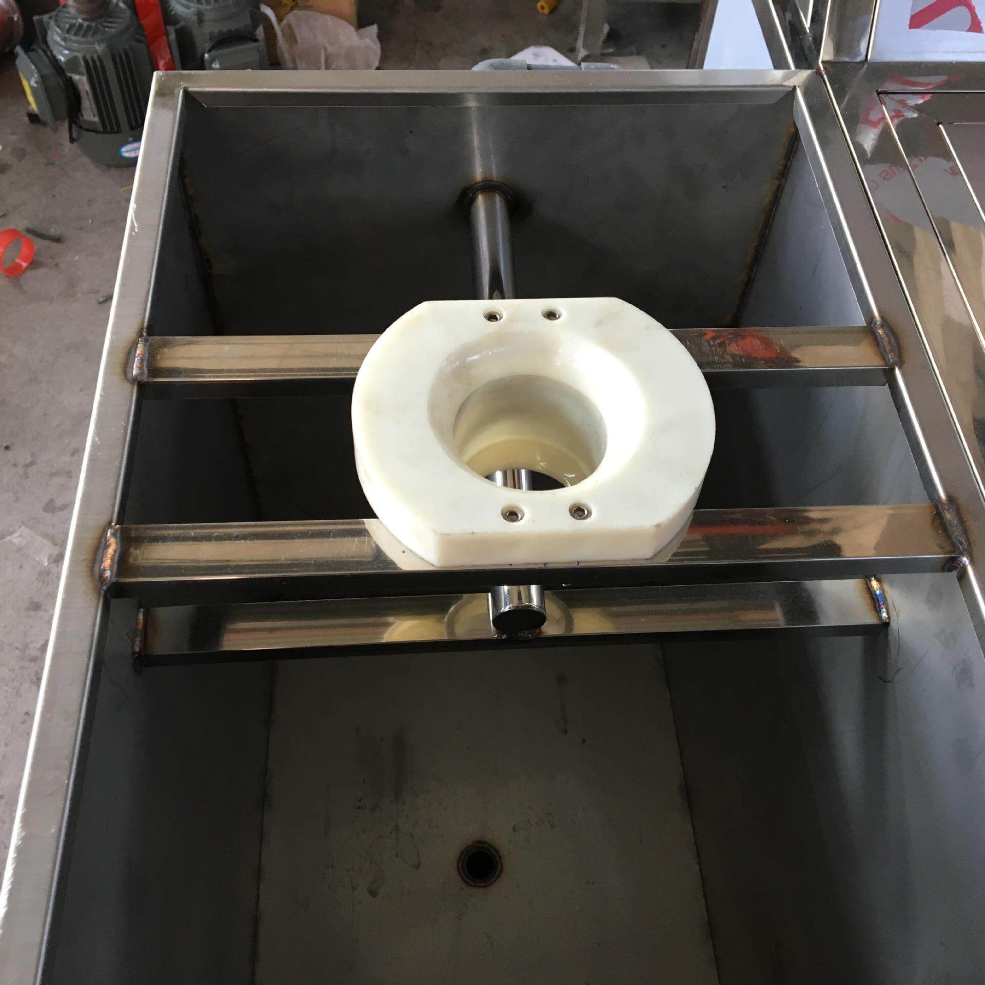 半自动刷桶拔盖机 桶装水水桶清洗机 内外刷桶机 多功能一体机