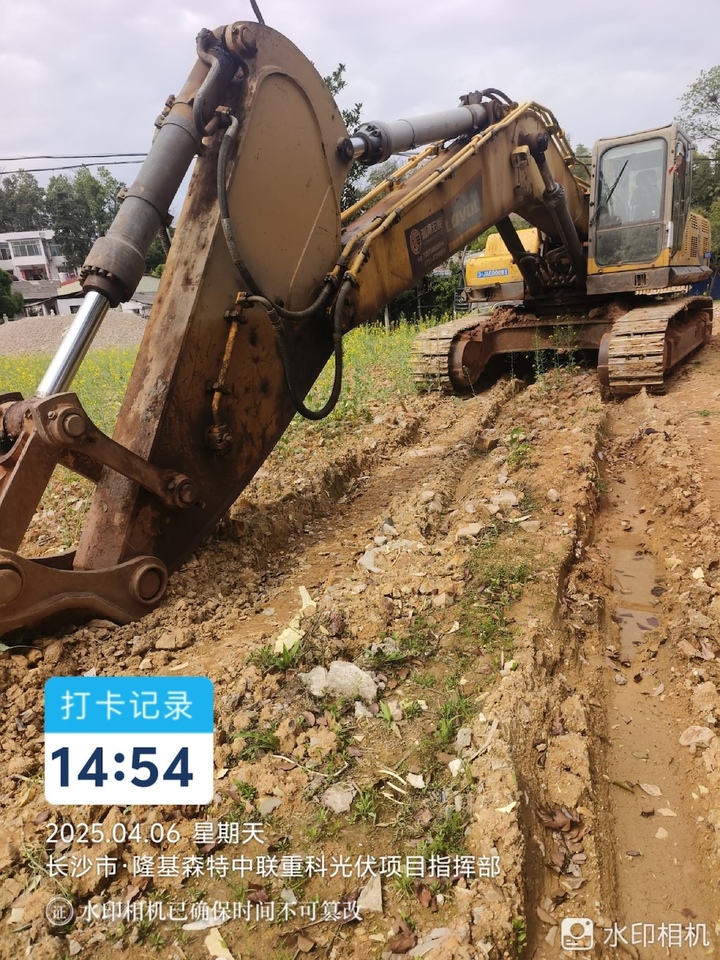 10月16日长沙145雷沃FR480E履带式液压挖掘机FTC003RPEJS100377无铲斗，无锤网络拍卖公告