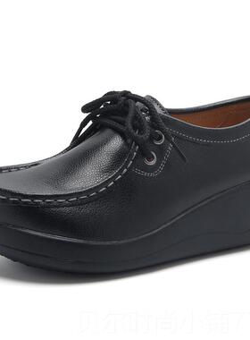 新款真皮2女鞋厚底底坡跟松糕鞋休闲皮鞋妈妈单鞋黑色工鞋软20作5