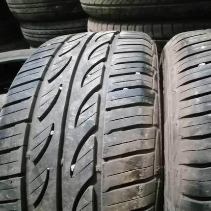 议价18560r14二手九成新轮胎
