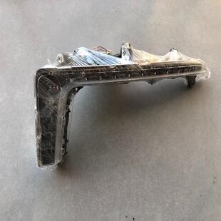 议价上次大通T60日行灯，副驾驶，点亮发货，二手产品，售出不