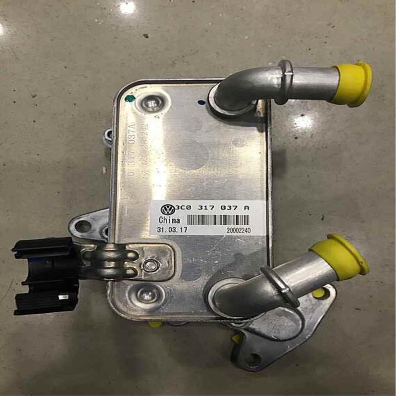 议价大众新款帕萨特迈腾斯柯达昊锐速派机油散热器机油冷却器大众