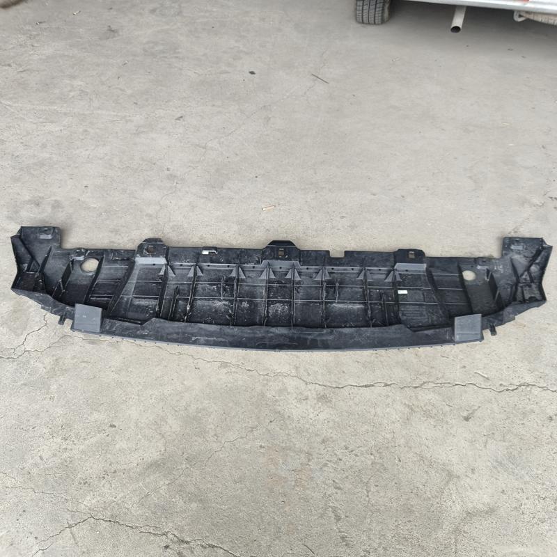 议价英菲尼迪QX30前杠下护板，前保险杠下唇。