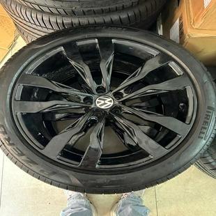 议价21寸大众途锐原厂轮毂轮胎,拆车3000公里。原装的一套