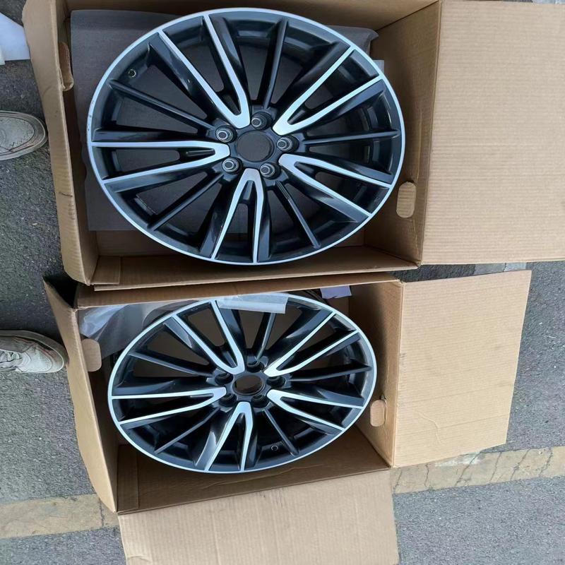 议价英菲尼迪QX60轮毂钢圈拆车成色漂亮二手配件