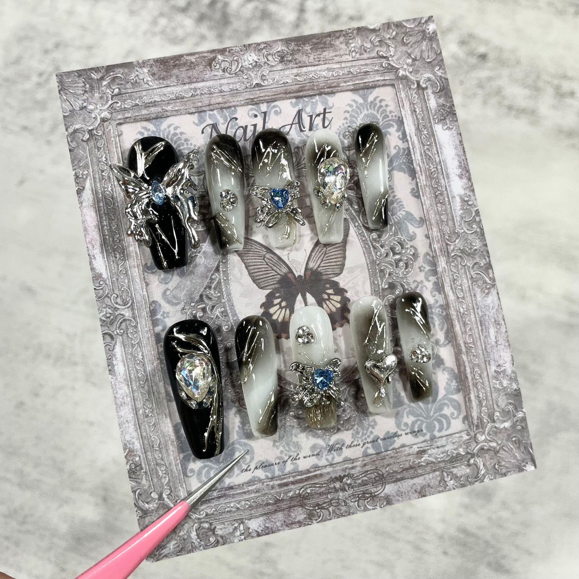 纯手工长款暗黑系穿戴甲蝴蝶爆闪甜酷轻奢显白指甲贴片甲片成品