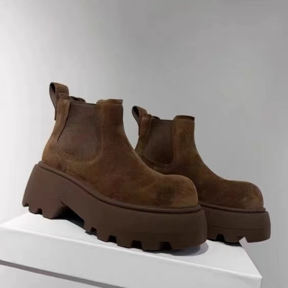 韩版厚底切尔西短靴女冬季增高烟筒靴大头鞋复古一脚蹬皮鞋舒适靴